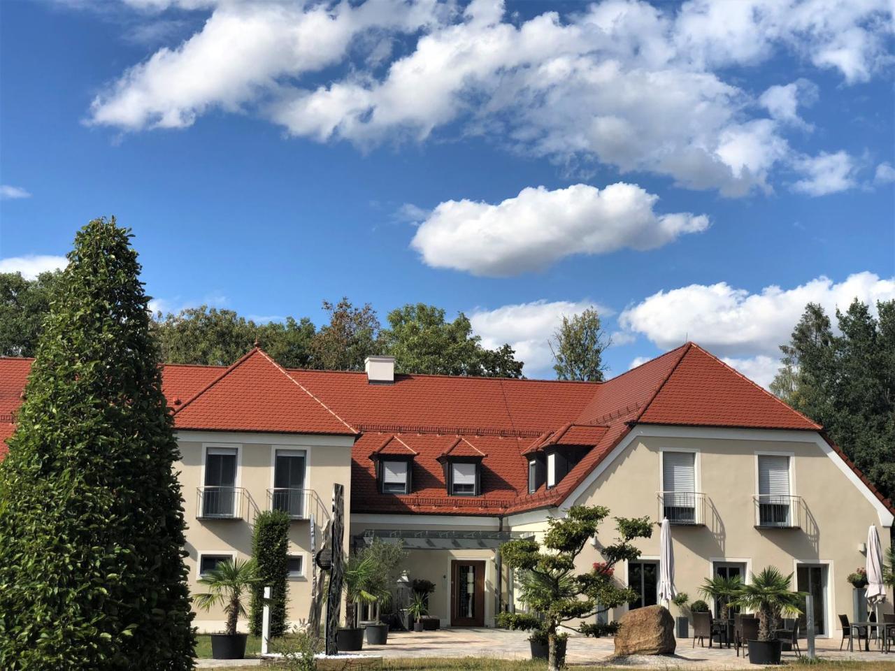 Hotel Glutschaufel Eschenbach in der Oberpfalz Екстер'єр фото